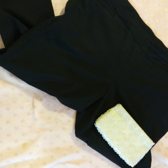 Pants - Picture 3 of 4